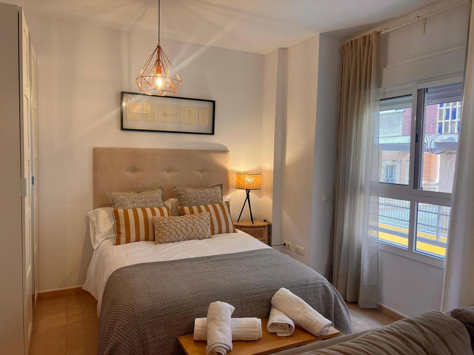 Apartaments Loft Plaza Bailen Centro Малага Екстериор снимка